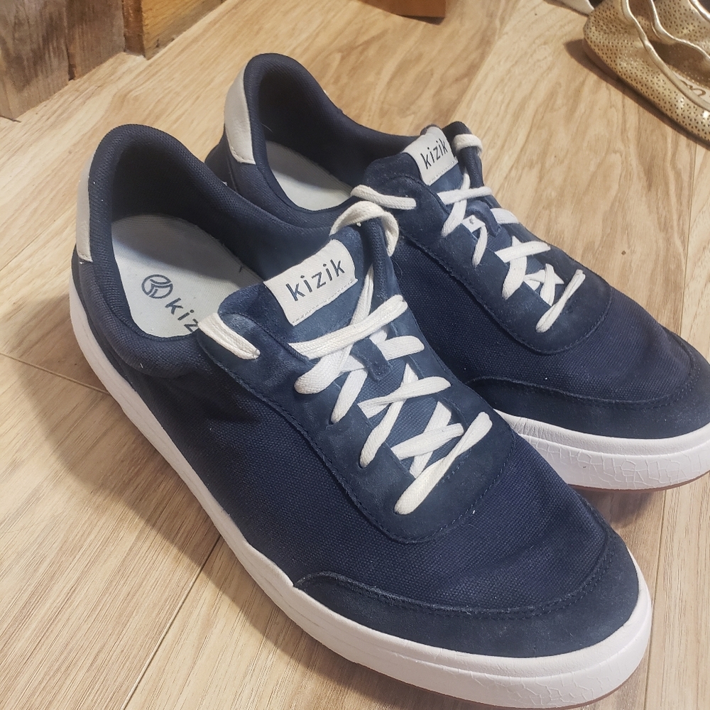 Kizik Men Navy Blue Sneakers 13 Wide Versatile Durable Quality Boating